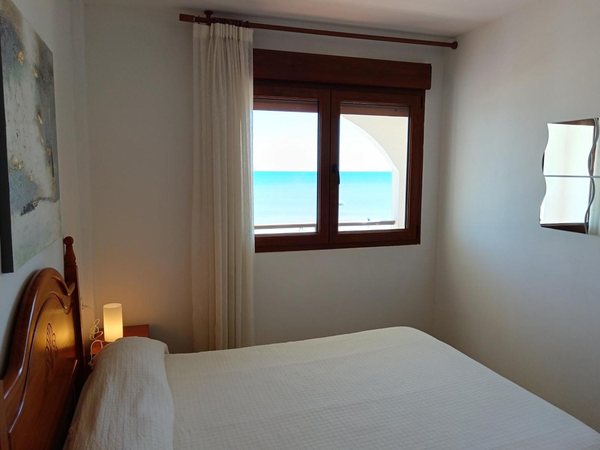 Primera Linea De Playa, Ada Benedicto Xiii, Aire Acondicionado, Wifi, Parking Peniscola Room photo